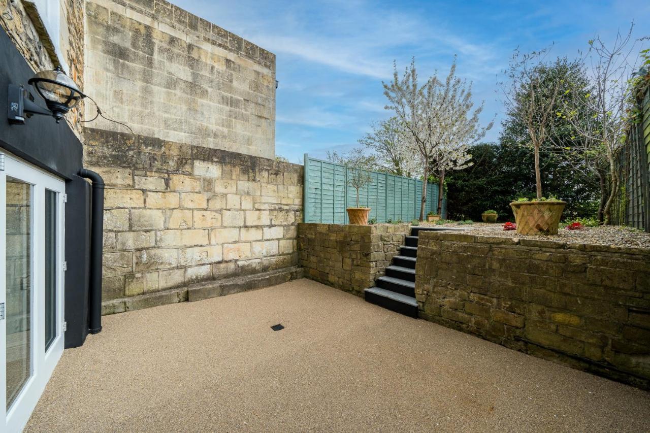 Luxurious Grand 6 Bedroom Home In Bath - Perfect For Groups & Sleeps 12! Exterior foto